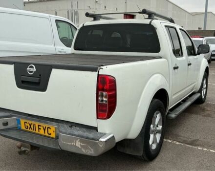 Белый Ниссан Навара, объемом двигателя 2.5 л и пробегом 240 тыс. км за 4500 $, фото 3 на Automoto.ua