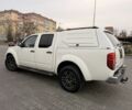 Белый Ниссан Навара, объемом двигателя 2.5 л и пробегом 280 тыс. км за 7100 $, фото 9 на Automoto.ua