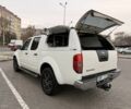 Белый Ниссан Навара, объемом двигателя 2.5 л и пробегом 280 тыс. км за 7100 $, фото 13 на Automoto.ua