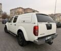 Белый Ниссан Навара, объемом двигателя 2.5 л и пробегом 280 тыс. км за 7100 $, фото 4 на Automoto.ua