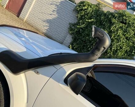Білий Ніссан Навара, об'ємом двигуна 2.49 л та пробігом 201 тис. км за 14300 $, фото 31 на Automoto.ua