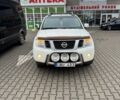 Белый Ниссан Навара, объемом двигателя 2.5 л и пробегом 212 тыс. км за 5800 $, фото 1 на Automoto.ua