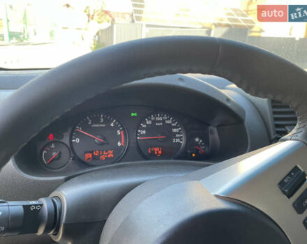 Ниссан Навара 2012 в Львове на Automoto.ua Белый Ниссан Навара, объемом двигателя 2.5 л и пробегом 212 тыс. км за 16000 $, фото 7 на Automoto.ua