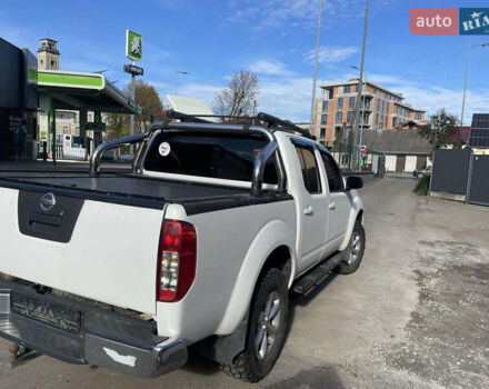 Ниссан Навара 2012 в Львове на Automoto.ua Белый Ниссан Навара, объемом двигателя 2.5 л и пробегом 212 тыс. км за 16000 $, фото 8 на Automoto.ua