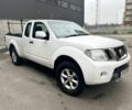 Белый Ниссан Навара, объемом двигателя 2.5 л и пробегом 250 тыс. км за 6200 $, фото 3 на Automoto.ua