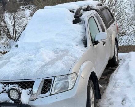 Білий Ніссан Навара, об'ємом двигуна 2.5 л та пробігом 200 тис. км за 6000 $, фото 4 на Automoto.ua