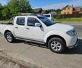 Белый Ниссан Навара, объемом двигателя 2.5 л и пробегом 182 тыс. км за 21500 $, фото 1 на Automoto.ua