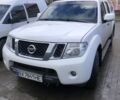 Белый Ниссан Навара, объемом двигателя 2.5 л и пробегом 210 тыс. км за 20500 $, фото 1 на Automoto.ua