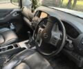 Белый Ниссан Навара, объемом двигателя 3 л и пробегом 156 тыс. км за 7243 $, фото 1 на Automoto.ua