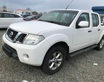 Белый Ниссан Навара, объемом двигателя 2.5 л и пробегом 242 тыс. км за 5500 $, фото 3 на Automoto.ua