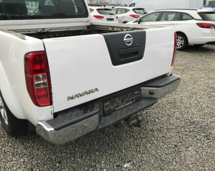Белый Ниссан Навара, объемом двигателя 2.5 л и пробегом 242 тыс. км за 5500 $, фото 11 на Automoto.ua
