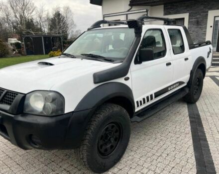 Білий Ніссан Навара, об'ємом двигуна 2.5 л та пробігом 220 тис. км за 2483 $, фото 1 на Automoto.ua