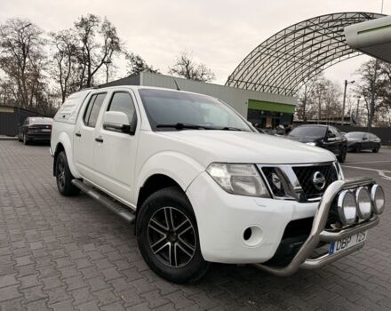 Белый Ниссан Навара, объемом двигателя 2.5 л и пробегом 280 тыс. км за 7100 $, фото 1 на Automoto.ua