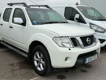 Ниссан Навара 2011 в Яворове на Automoto.ua Белый Ниссан Навара, объемом двигателя 2.5 л и пробегом 240 тыс. км за 4500 $, фото 1 на Automoto.ua