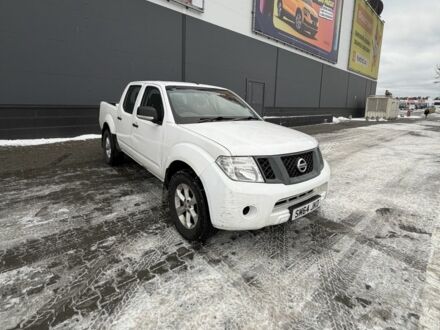 Білий Ніссан Навара, об'ємом двигуна 2.5 л та пробігом 170 тис. км за 4500 $, фото 1 на Automoto.ua