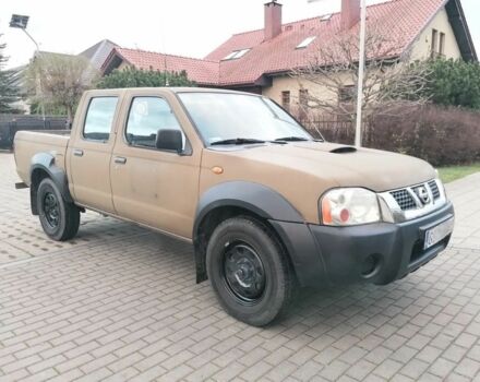 Бежевый Ниссан Навара, объемом двигателя 2.5 л и пробегом 276 тыс. км за 2700 $, фото 1 на Automoto.ua