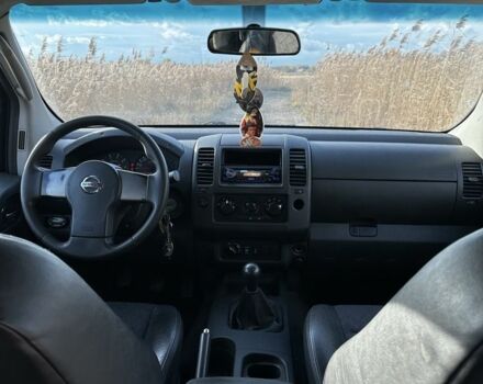 Ниссан Навара 2006 в Барвенковом на Automoto.ua Бежевый Ниссан Навара, объемом двигателя 2.5 л и пробегом 360 тыс. км за 6499 $, фото 6 на Automoto.ua