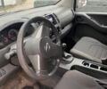 Черный Ниссан Навара, объемом двигателя 2.5 л и пробегом 290 тыс. км за 7500 $, фото 5 на Automoto.ua