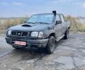 Черный Ниссан Навара, объемом двигателя 2.5 л и пробегом 400 тыс. км за 3336 $, фото 3 на Automoto.ua