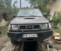 Черный Ниссан Навара, объемом двигателя 2.5 л и пробегом 340 тыс. км за 3608 $, фото 1 на Automoto.ua