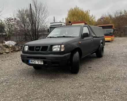 Черный Ниссан Навара, объемом двигателя 2.5 л и пробегом 1000 тыс. км за 3300 $, фото 2 на Automoto.ua
