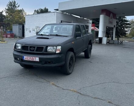 Чорний Ніссан Навара, об'ємом двигуна 2.5 л та пробігом 333 тис. км за 4200 $, фото 2 на Automoto.ua