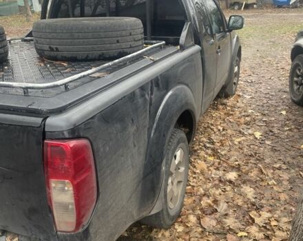 Черный Ниссан Навара, объемом двигателя 2.5 л и пробегом 200 тыс. км за 4000 $, фото 3 на Automoto.ua