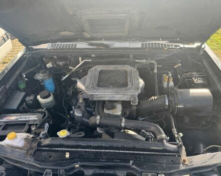 Чорний Ніссан Навара, об'ємом двигуна 2.7 л та пробігом 168 тис. км за 3000 $, фото 9 на Automoto.ua