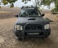 Чорний Ніссан Навара, об'ємом двигуна 2.5 л та пробігом 330 тис. км за 4500 $, фото 1 на Automoto.ua