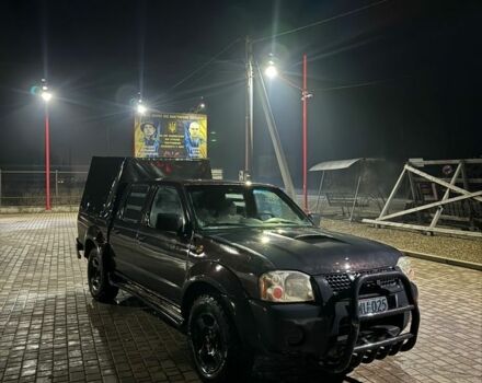 Чорний Ніссан Навара, об'ємом двигуна 3 л та пробігом 300 тис. км за 3200 $, фото 1 на Automoto.ua