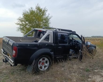 Черный Ниссан Навара, объемом двигателя 2.5 л и пробегом 100 тыс. км за 5300 $, фото 8 на Automoto.ua