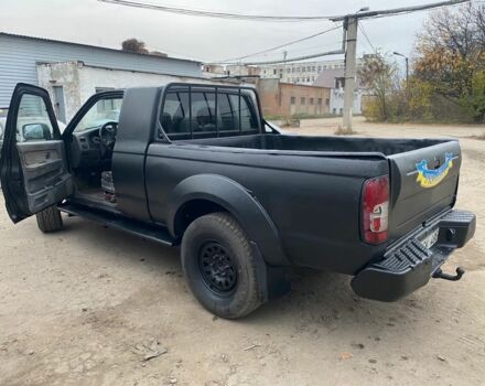 Чорний Ніссан Навара, об'ємом двигуна 2.5 л та пробігом 200 тис. км за 5850 $, фото 5 на Automoto.ua