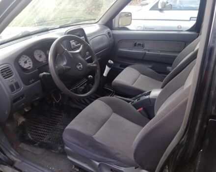 Чорний Ніссан Навара, об'ємом двигуна 2.5 л та пробігом 350 тис. км за 6174 $, фото 6 на Automoto.ua