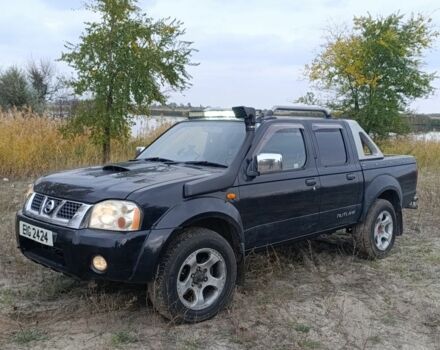 Черный Ниссан Навара, объемом двигателя 2.5 л и пробегом 100 тыс. км за 5300 $, фото 1 на Automoto.ua