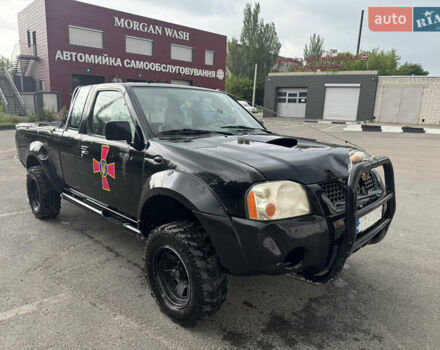Чорний Ніссан Навара, об'ємом двигуна 2.5 л та пробігом 230 тис. км за 5000 $, фото 3 на Automoto.ua