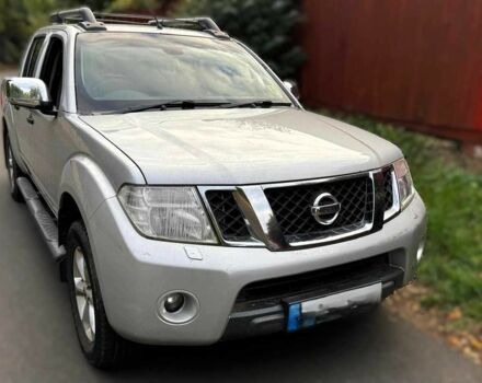 Черный Ниссан Навара, объемом двигателя 2.5 л и пробегом 170 тыс. км за 4900 $, фото 2 на Automoto.ua