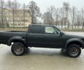 Черный Ниссан Навара, объемом двигателя 2.5 л и пробегом 200 тыс. км за 3450 $, фото 5 на Automoto.ua