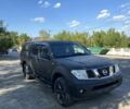 Черный Ниссан Навара, объемом двигателя 2.5 л и пробегом 250 тыс. км за 5900 $, фото 2 на Automoto.ua