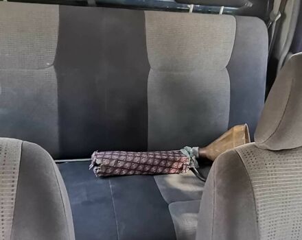 Чорний Ніссан Навара, об'ємом двигуна 2.5 л та пробігом 250 тис. км за 4500 $, фото 17 на Automoto.ua