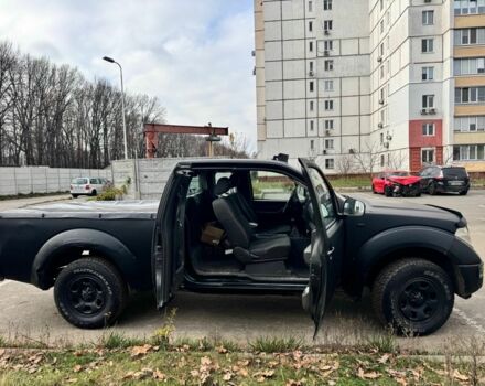 Чорний Ніссан Навара, об'ємом двигуна 2.5 л та пробігом 390 тис. км за 4161 $, фото 4 на Automoto.ua