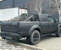 Черный Ниссан Навара, объемом двигателя 2.5 л и пробегом 220 тыс. км за 4250 $, фото 2 на Automoto.ua
