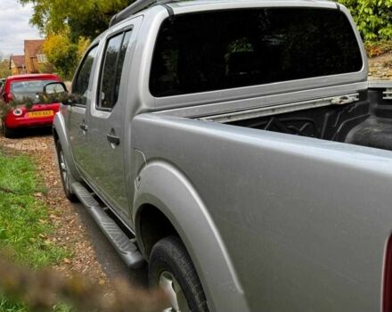 Черный Ниссан Навара, объемом двигателя 2.5 л и пробегом 170 тыс. км за 4900 $, фото 4 на Automoto.ua