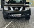 Черный Ниссан Навара, объемом двигателя 2.5 л и пробегом 330 тыс. км за 7021 $, фото 1 на Automoto.ua