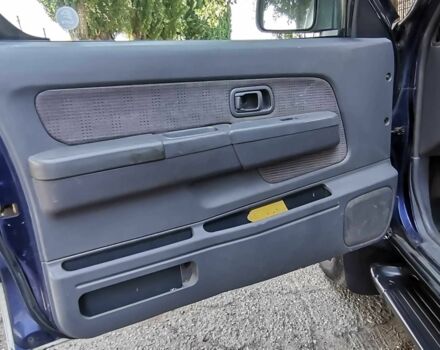 Чорний Ніссан Навара, об'ємом двигуна 2.5 л та пробігом 250 тис. км за 4500 $, фото 13 на Automoto.ua