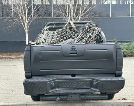 Черный Ниссан Навара, объемом двигателя 2.5 л и пробегом 220 тыс. км за 4250 $, фото 3 на Automoto.ua