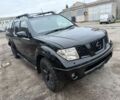 Черный Ниссан Навара, объемом двигателя 2.5 л и пробегом 210 тыс. км за 4000 $, фото 3 на Automoto.ua