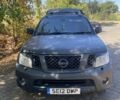 Черный Ниссан Навара, объемом двигателя 2.5 л и пробегом 150 тыс. км за 3800 $, фото 1 на Automoto.ua
