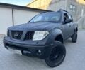 Чорний Ніссан Навара, об'ємом двигуна 2.5 л та пробігом 200 тис. км за 5001 $, фото 1 на Automoto.ua