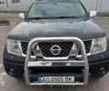 Черный Ниссан Навара, объемом двигателя 2.49 л и пробегом 327 тыс. км за 11500 $, фото 1 на Automoto.ua