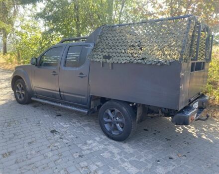 Черный Ниссан Навара, объемом двигателя 2.5 л и пробегом 150 тыс. км за 3800 $, фото 2 на Automoto.ua